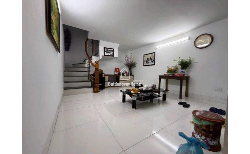 TT Hai Bà Trưng, Nhà Đẹp Ở Ngay, Ngõ Nông, Gần Chợ Chỉ Nhỉnh 5 Tỷ